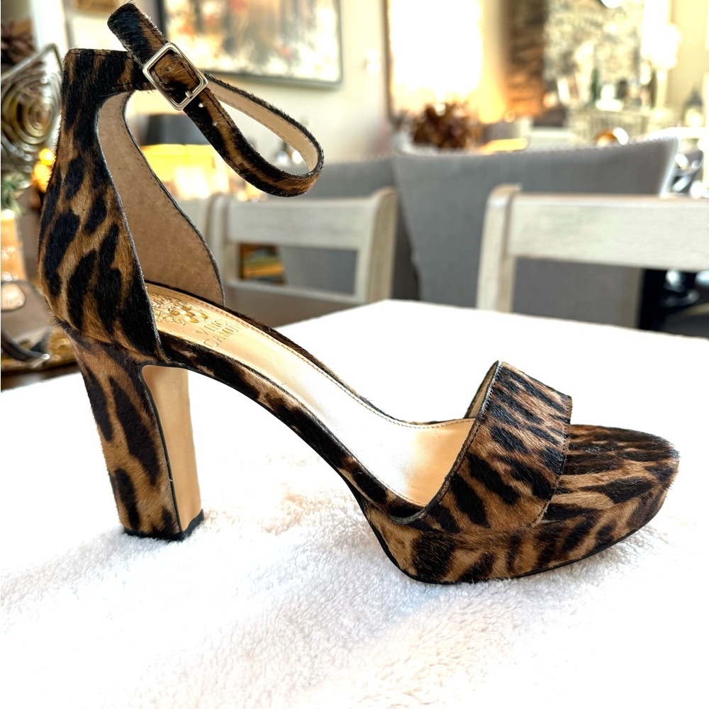 Vince Camuto (Never Worn) Suede Leopard Print Block Heel Sandals - Size 8